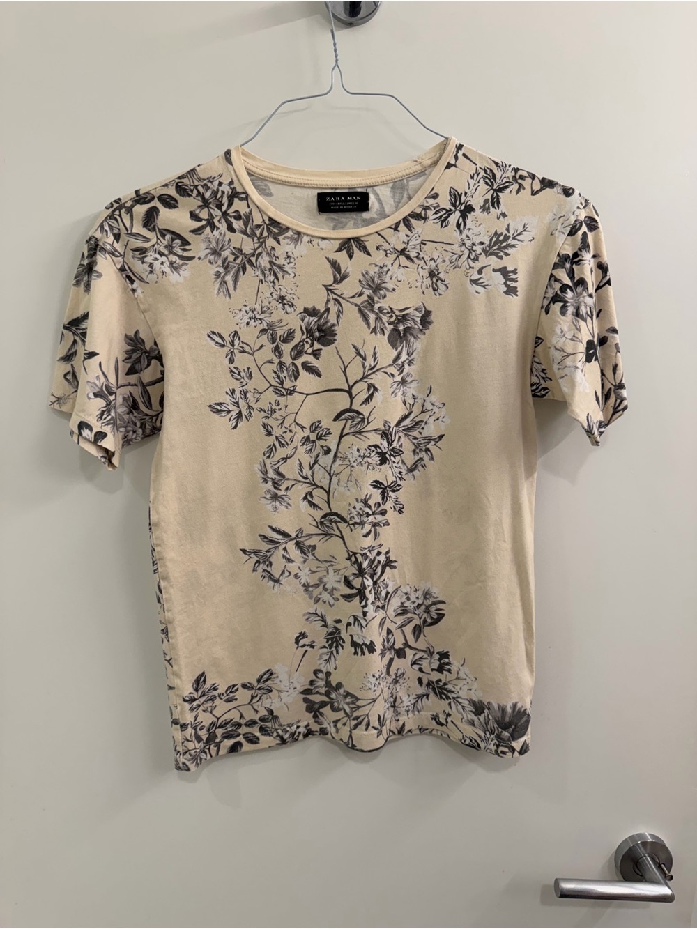 ZARA Cream Floral Short Sleeve Tee